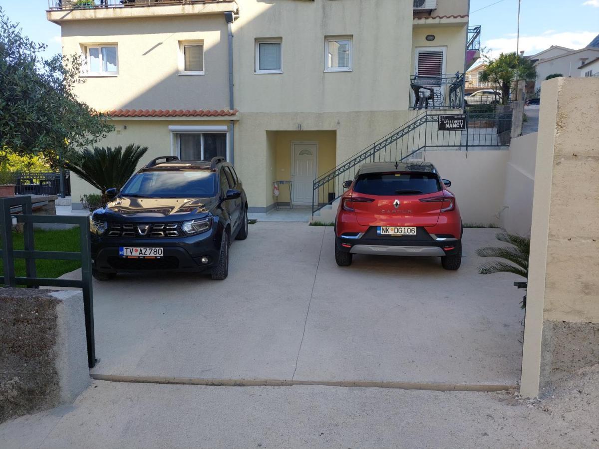 Apartments Nancy Котор Екстериор снимка