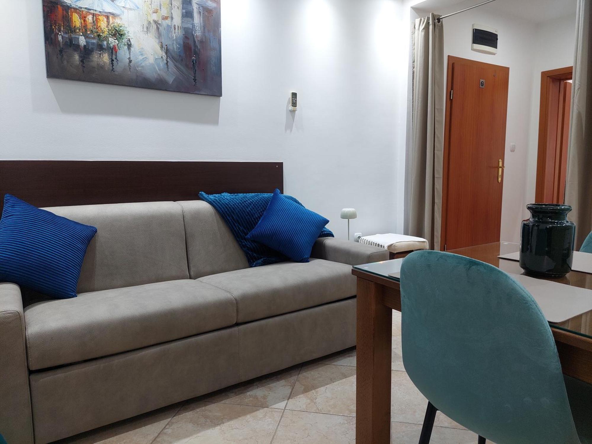 Apartments Nancy Котор Екстериор снимка