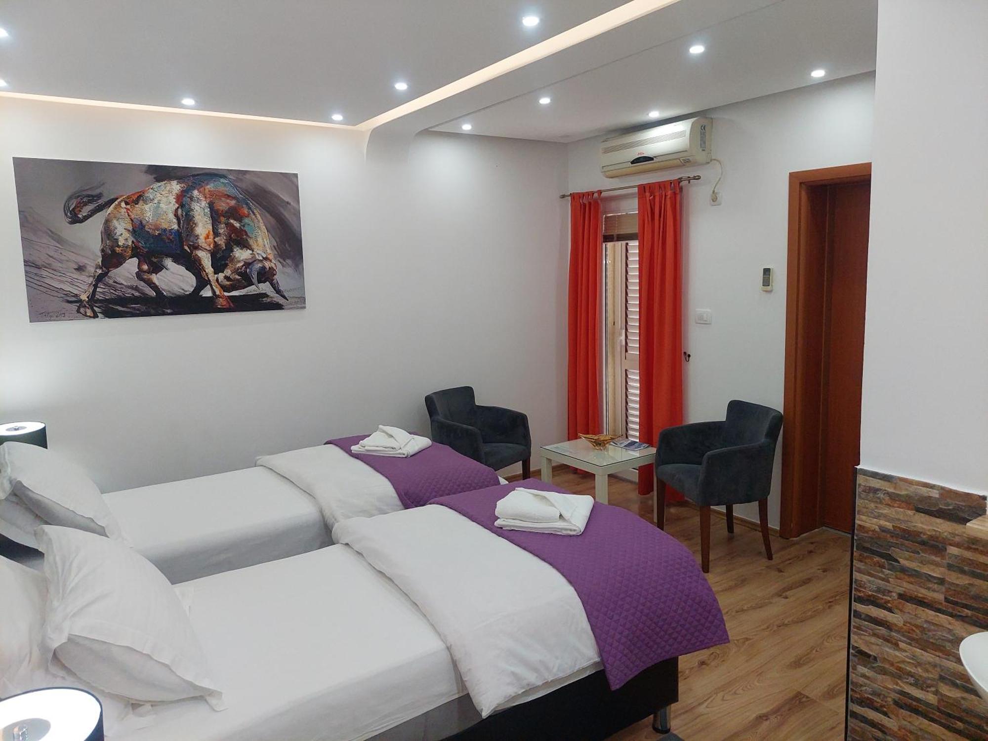 Apartments Nancy Котор Екстериор снимка